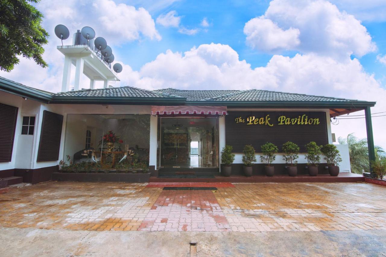 The Peak Pavilion Канди Екстериор снимка